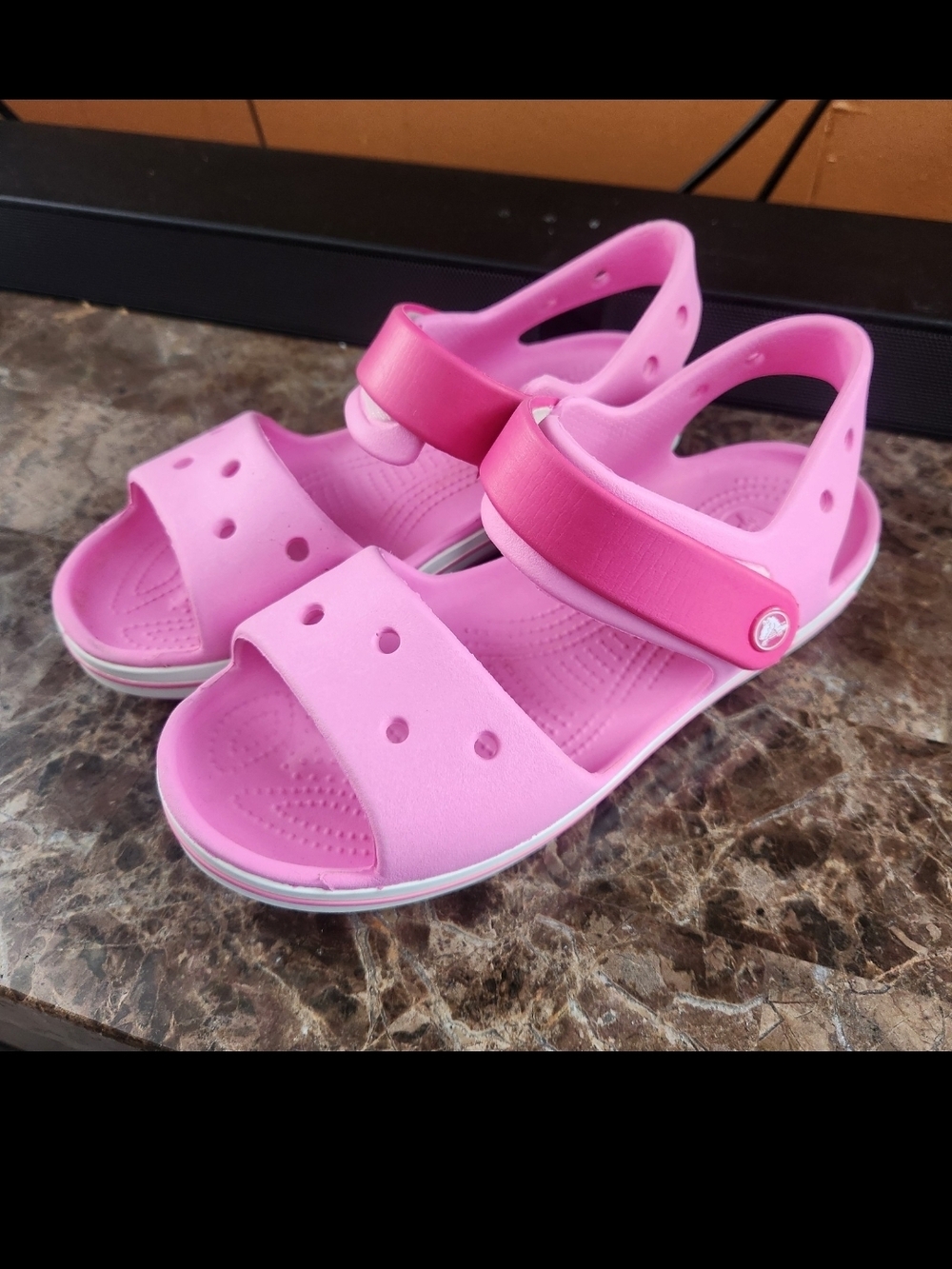 CROCS Kids Bubblegum Pink Dual-Strap Sandals Size J3 3y Youth Girls